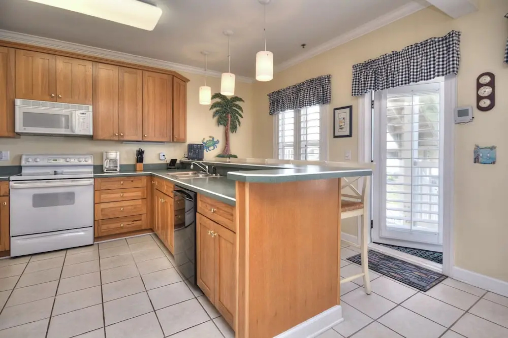 2 Becky Street Condo Unit C 4 Bedrooms 4 Bathrooms Condo