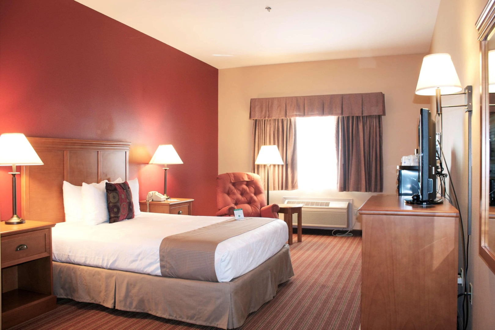 Best Western Plus The Inn at Horse Heaven