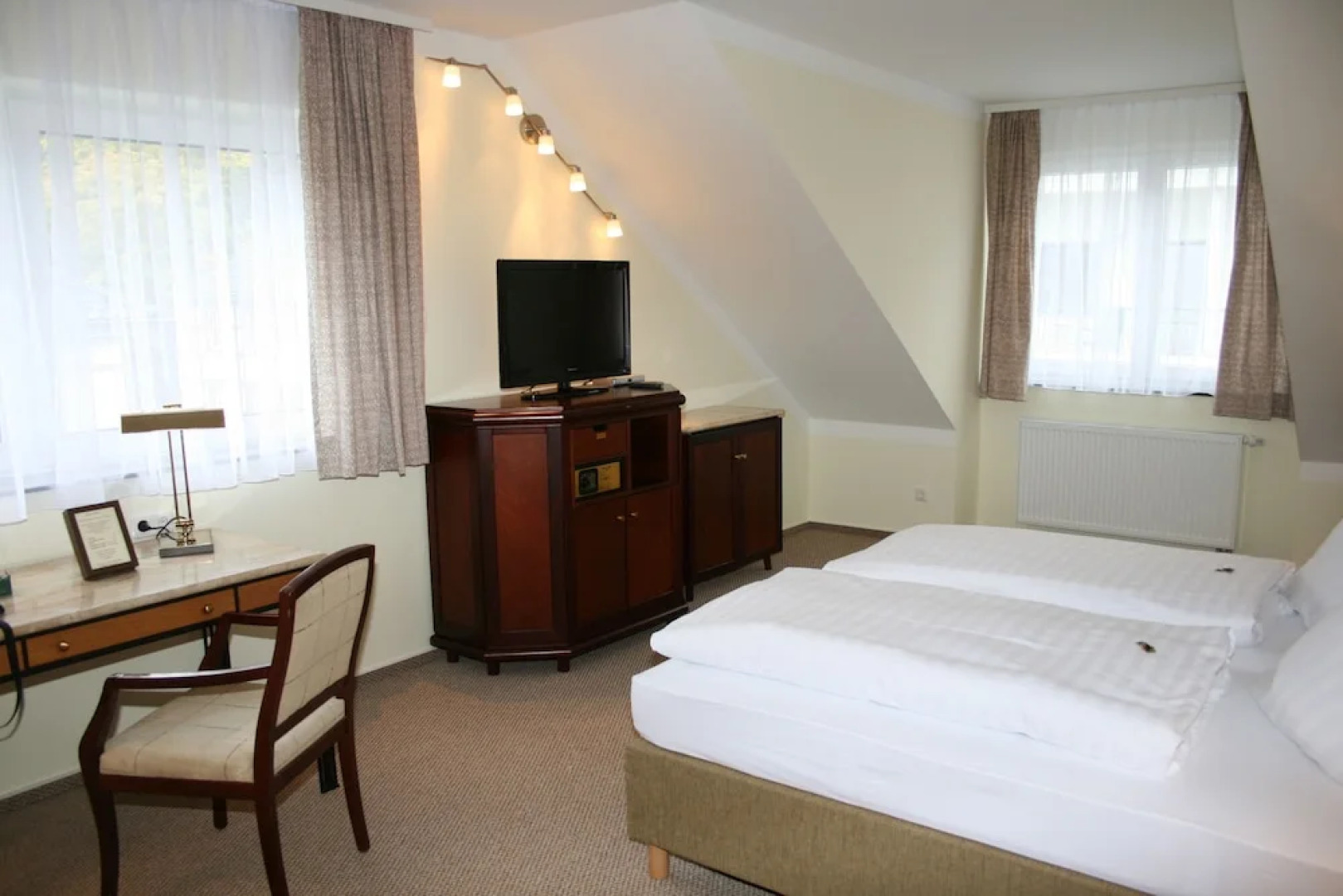 Stollen Hotel & Restaurant