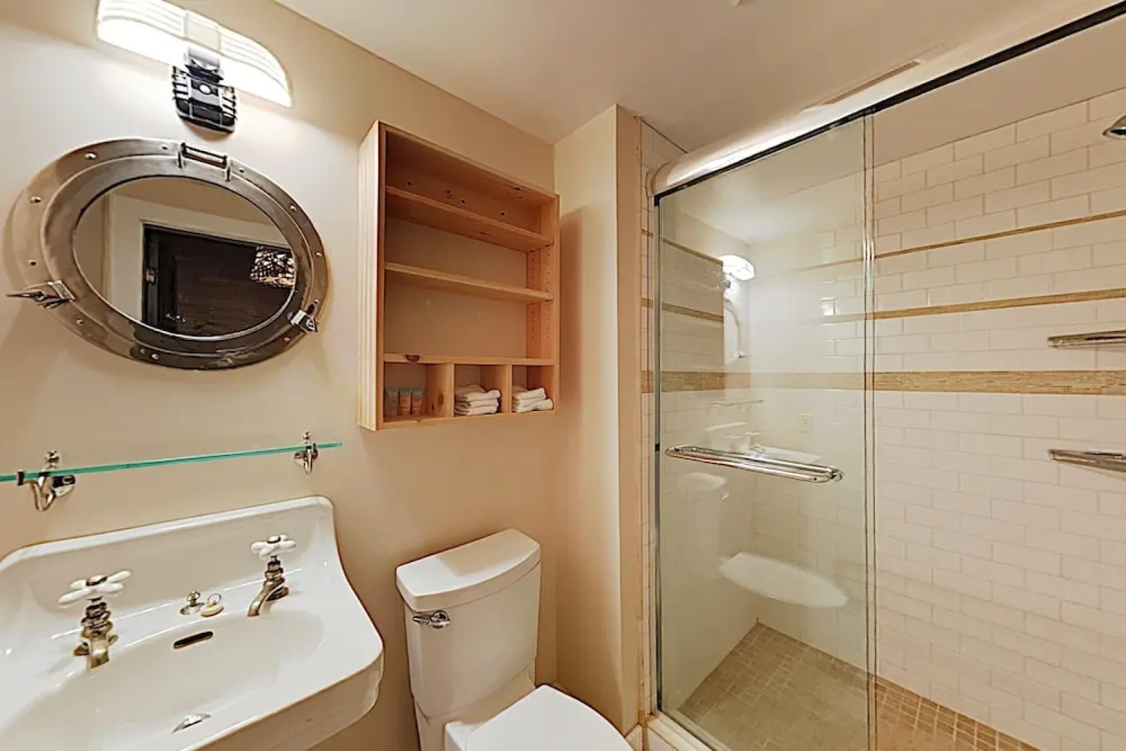 New Listing! Spacious Getaway Close To Acadia 3 Bedroom Home