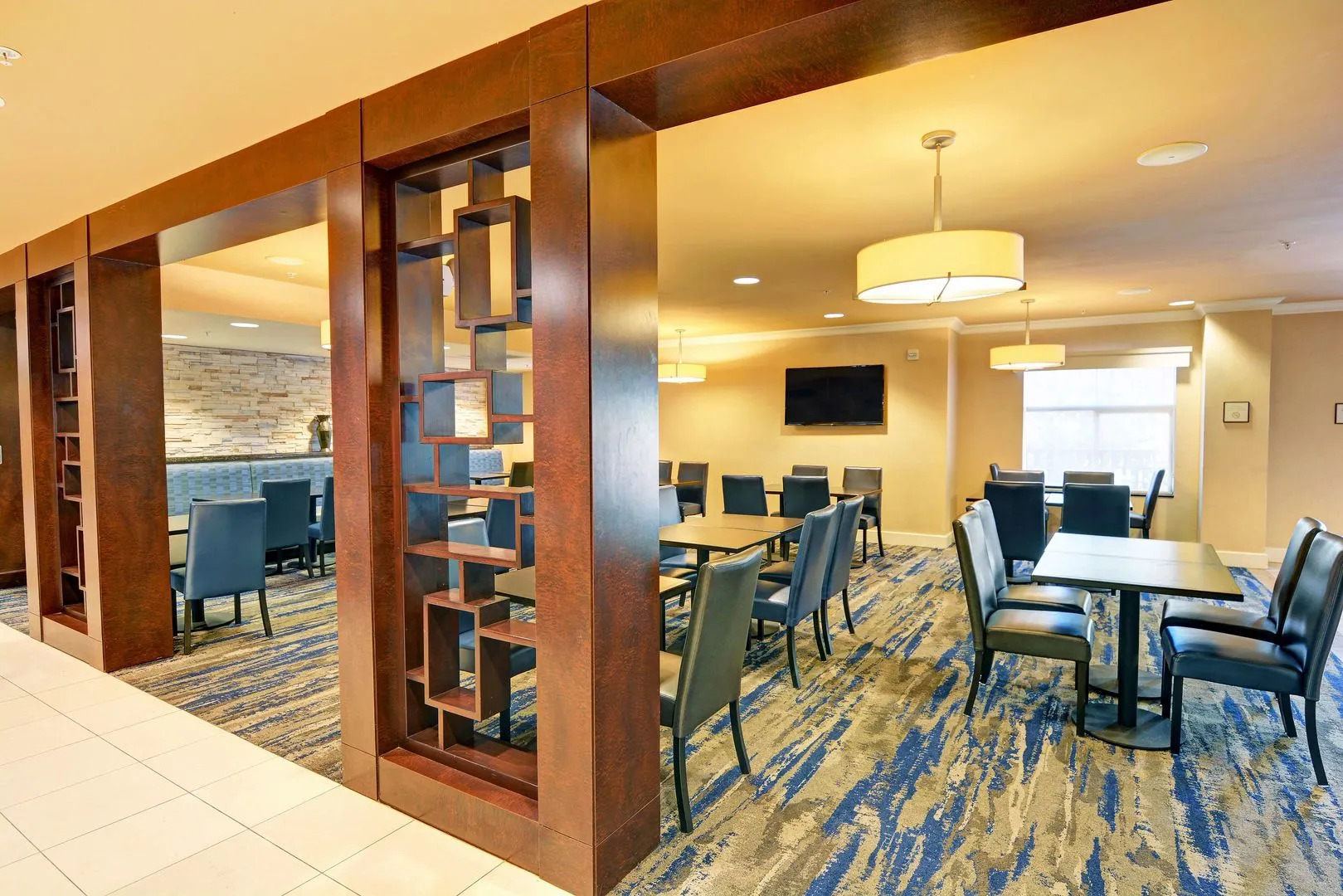 Embassy Suites by Hilton Valencia