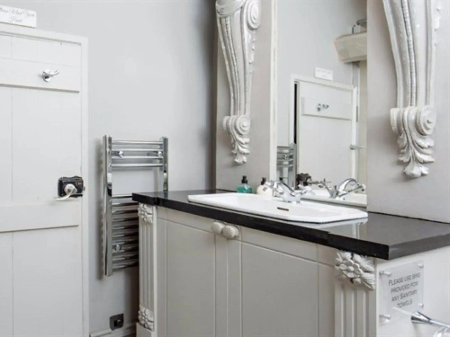 Court House Manor Luxury B&B