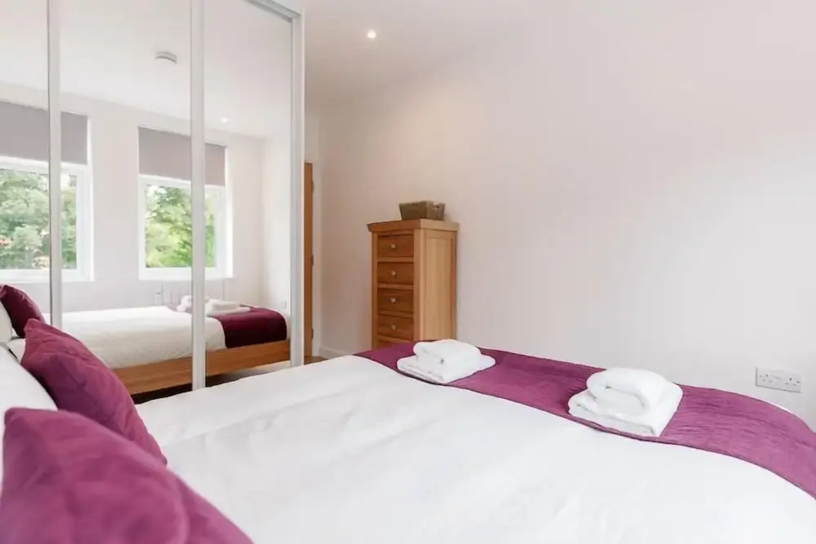 Roomspace Apartments -Swan House