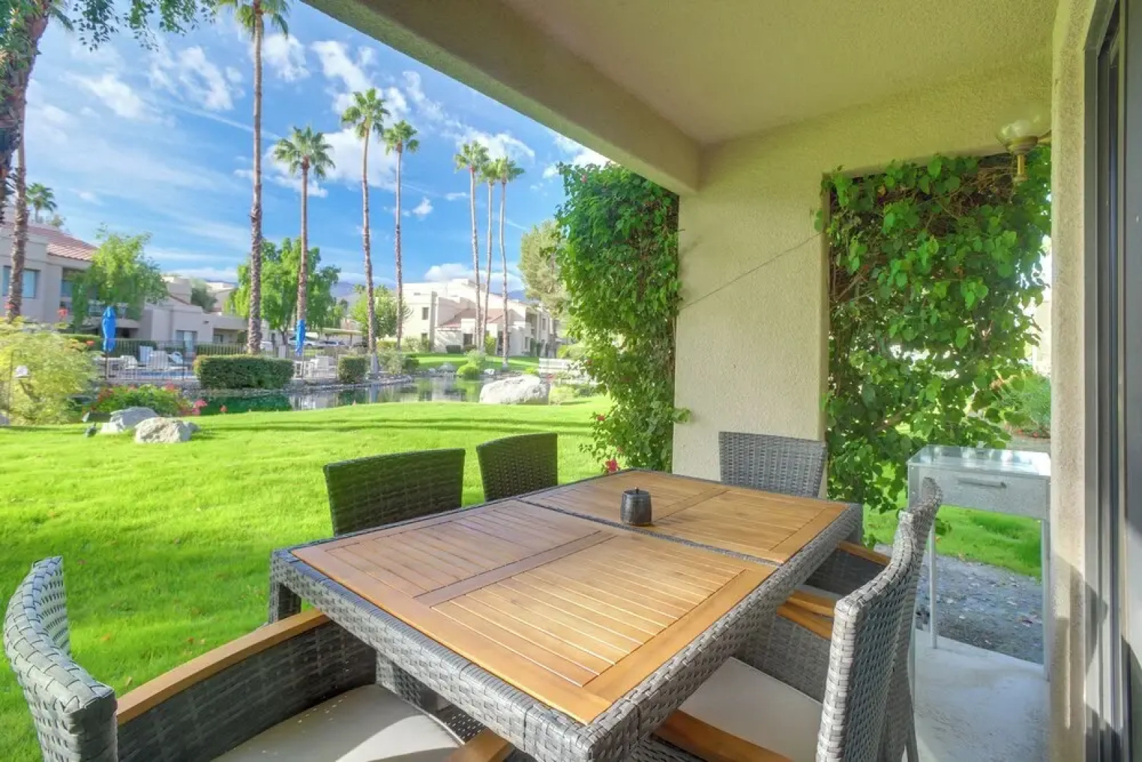 Golf, Hike & Relax: Cathedral City Condo