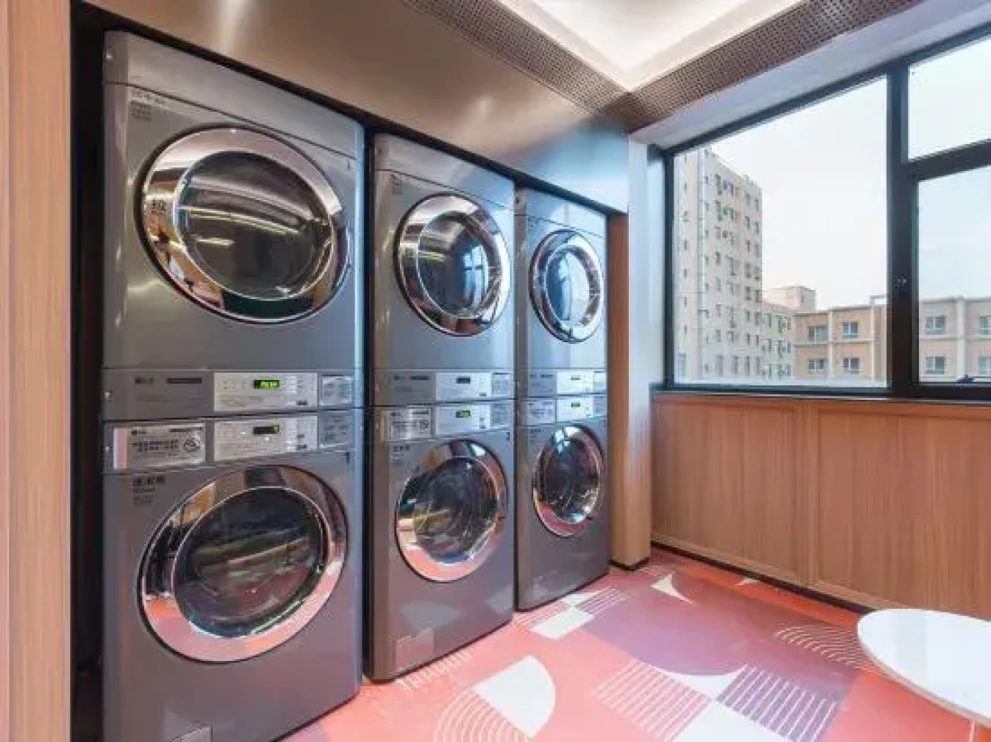 Orange Hotel (Shache Food Street Pedestrian Street)