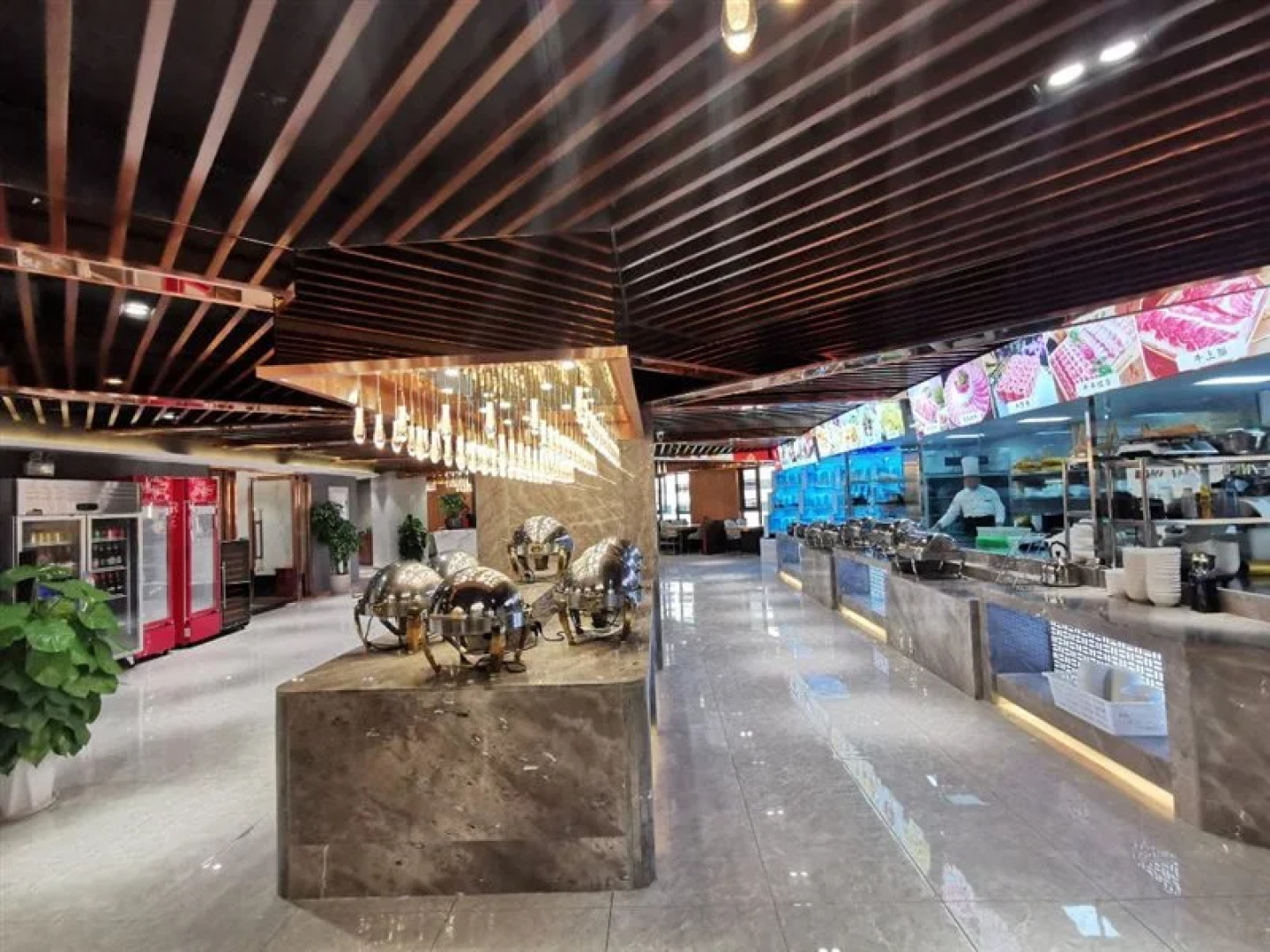 Lvzhou Meijing International Hotel