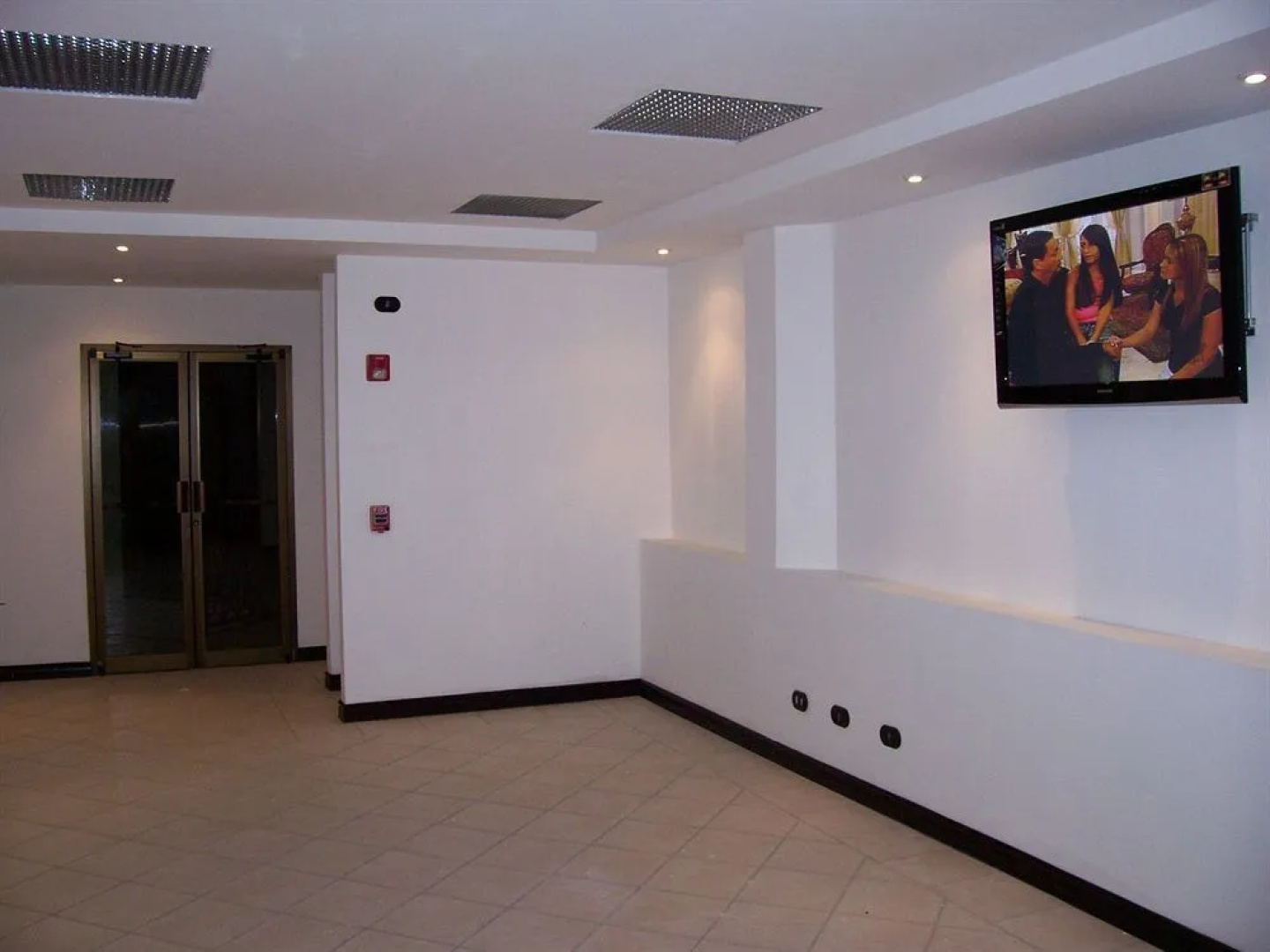 Alajuela Backpackers Airport Hostel
