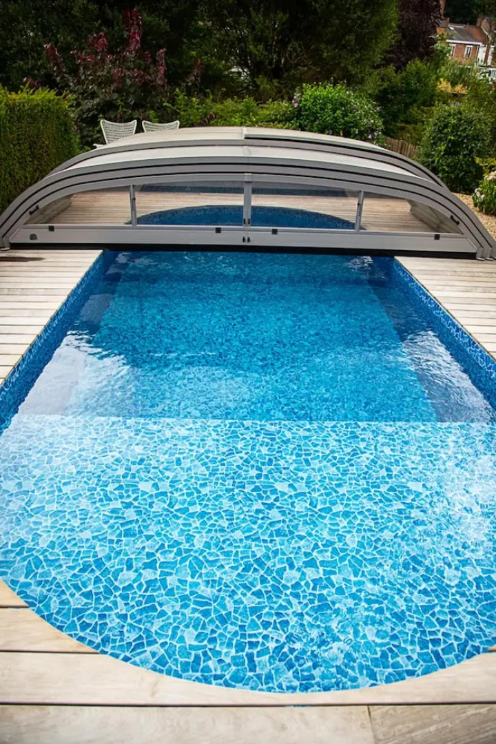 Studio in Jambes, Namur, With Pool Access, Enclosed Garden and Wifi