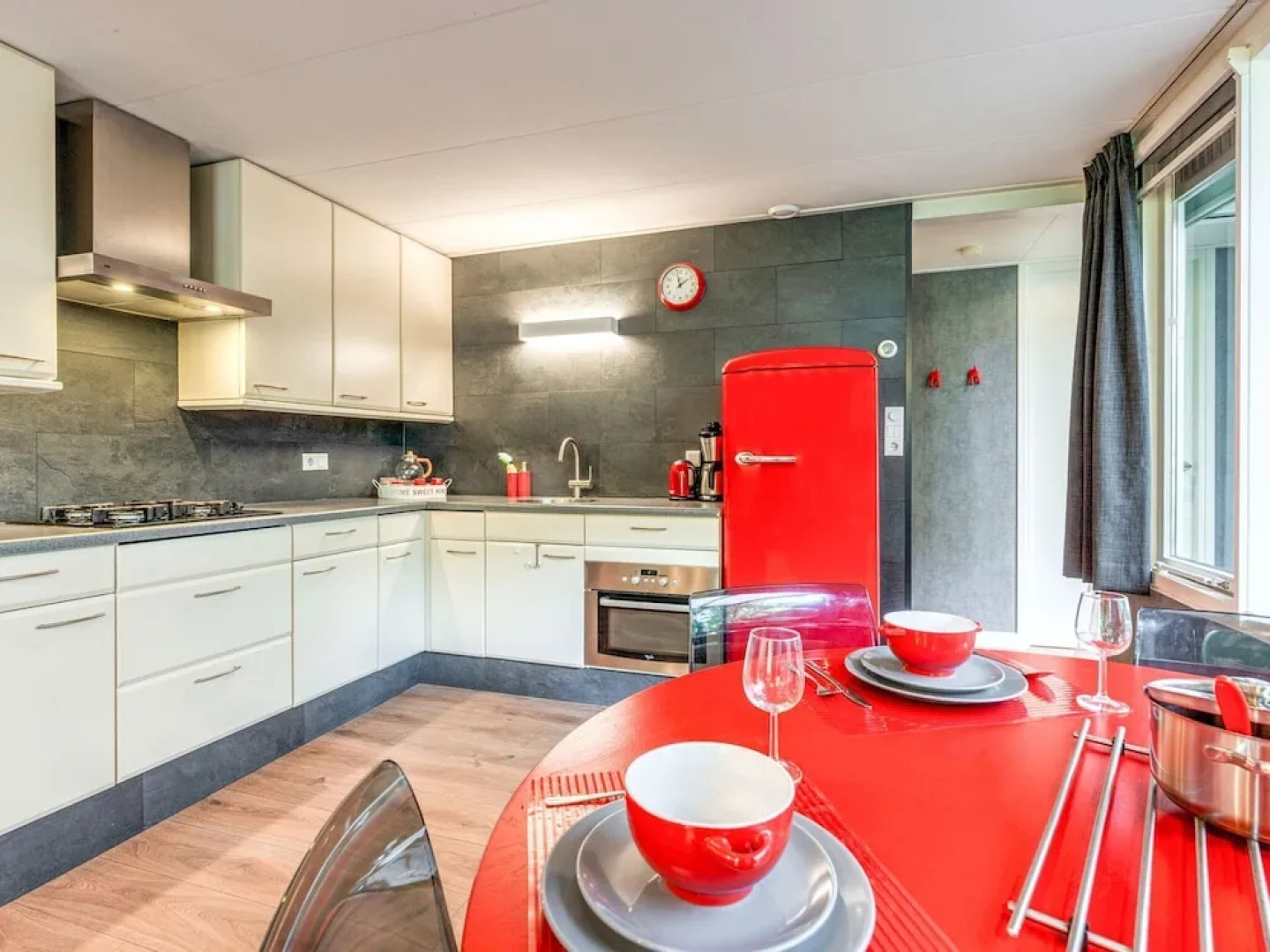 Quaint Bungalow in Uden With Fenced Garden, Sauna, Terrace