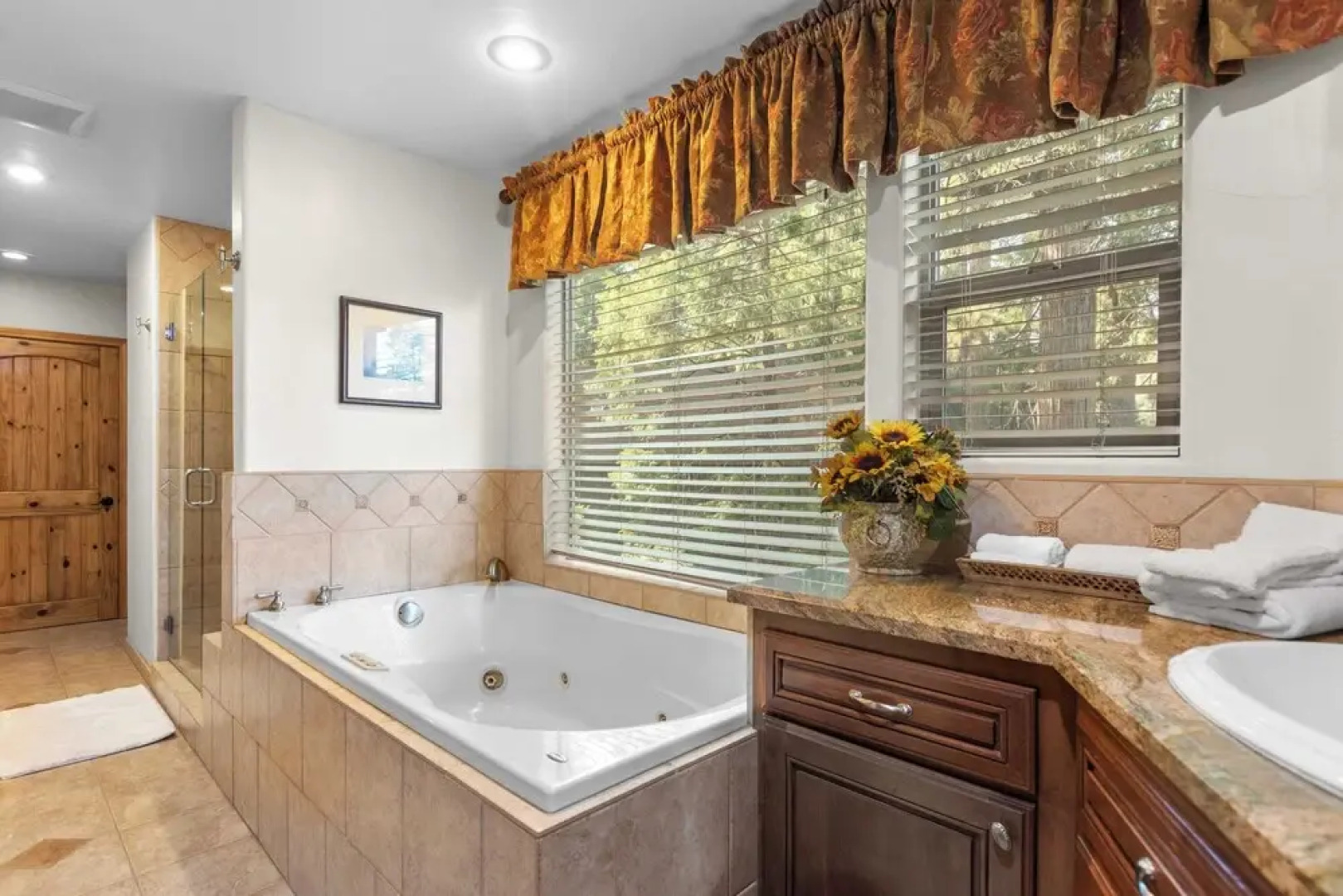 The Fairway Hideaway by Avantstay Game Room, Outdoor Dining & Near Lake Arrowhead