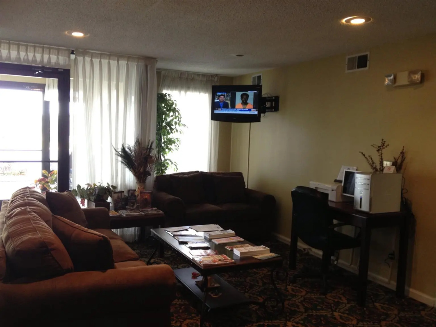 American Inn & Suites West Memphis I-40/I-55