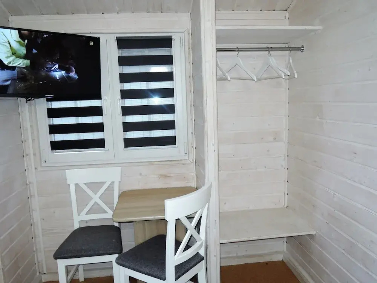 Holiday House in Dziwnowek Near Sea and Lake