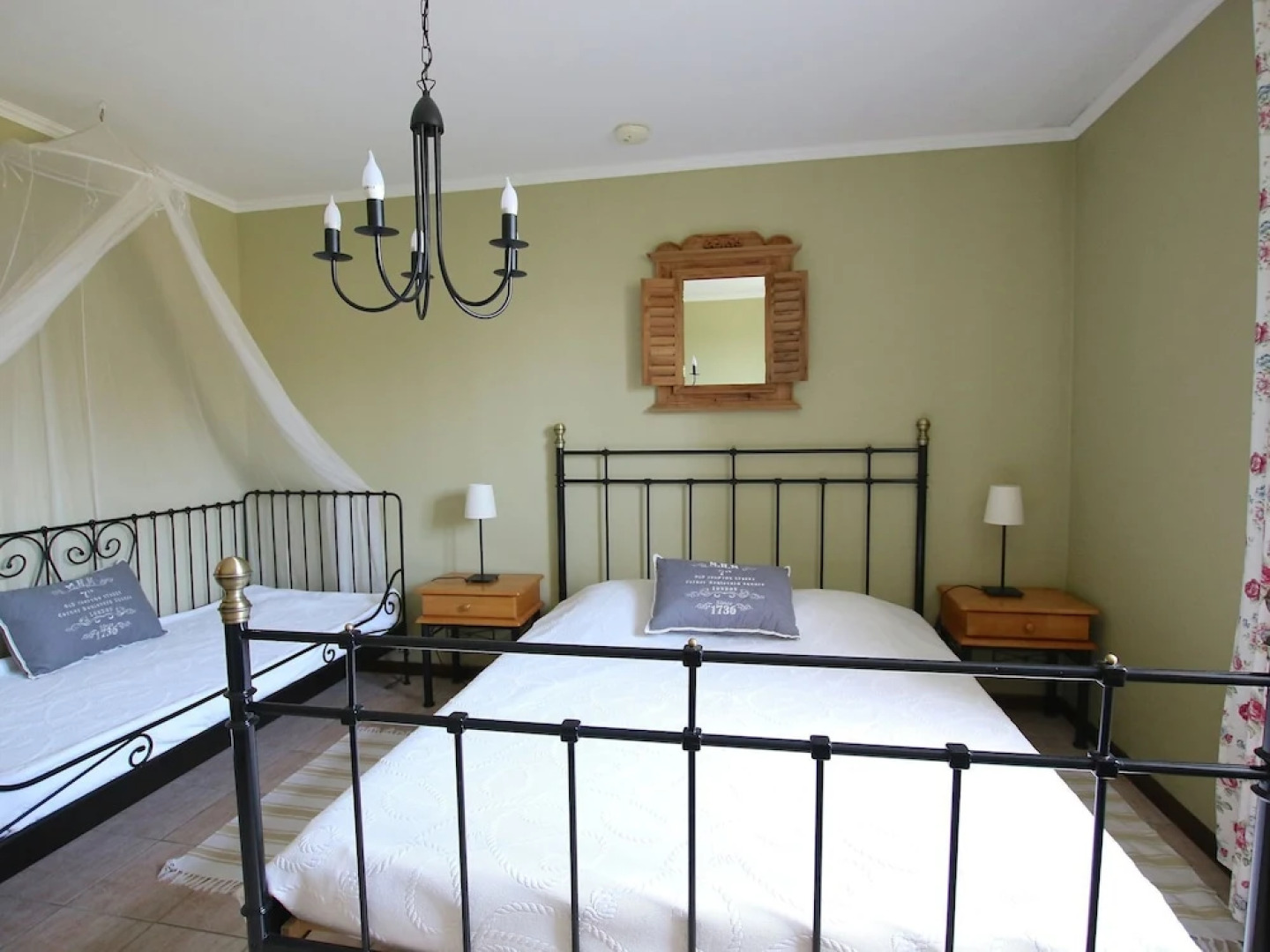 House With 4 Bedrooms in Bertrix, With Enclosed Garden and Wifi