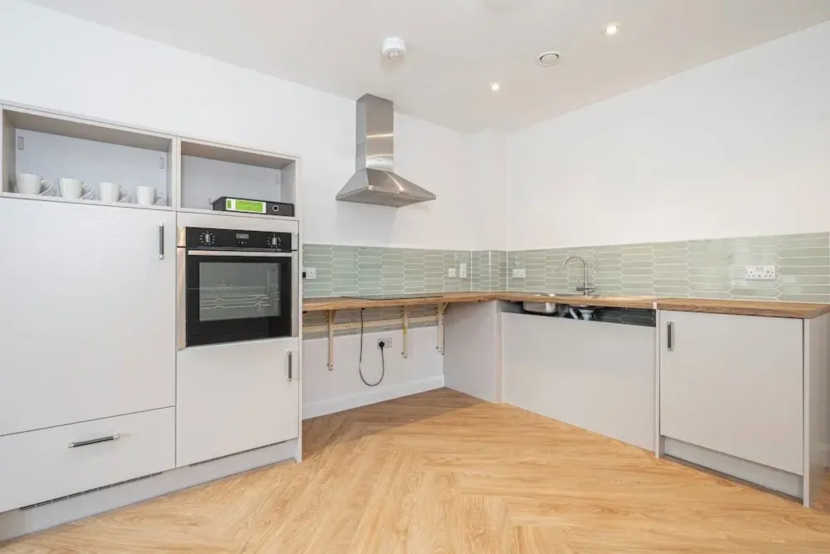 Quiet Luxe Escape 65s Only