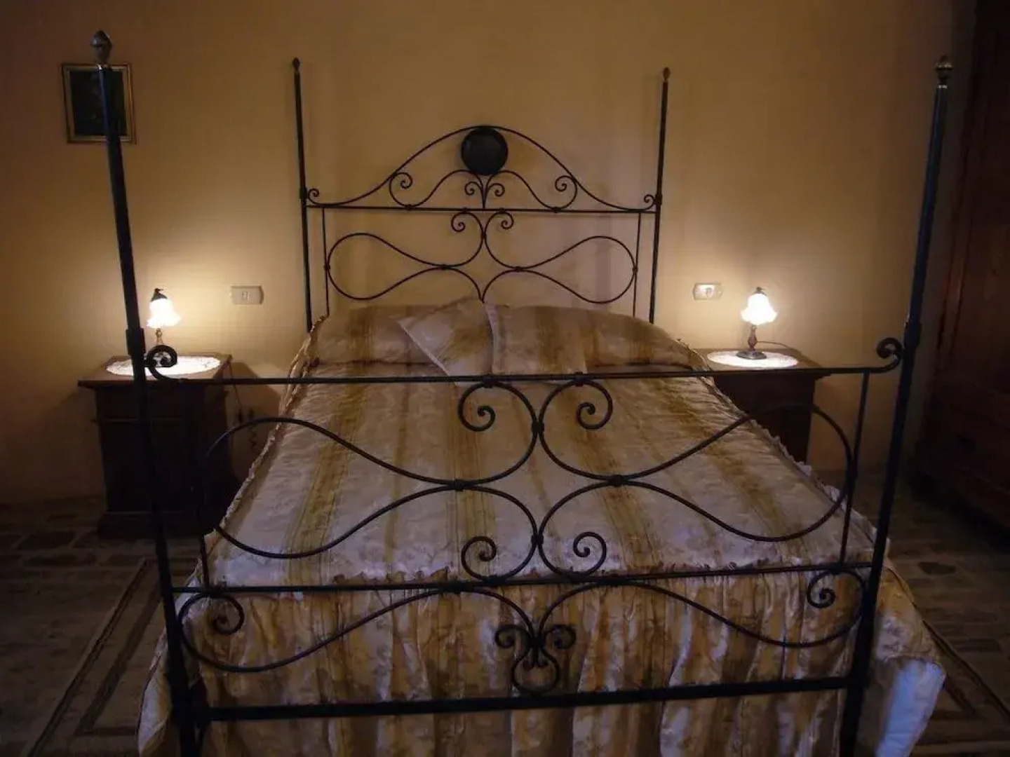 Borgo Storico Cisterna