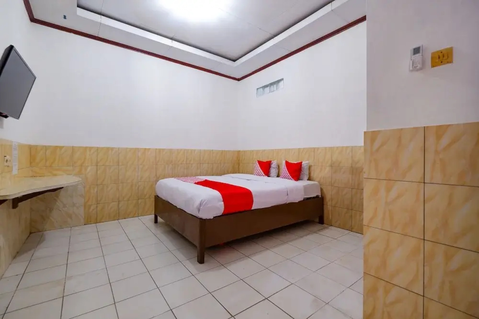 OYO 2855 Sartika Hotel Pati