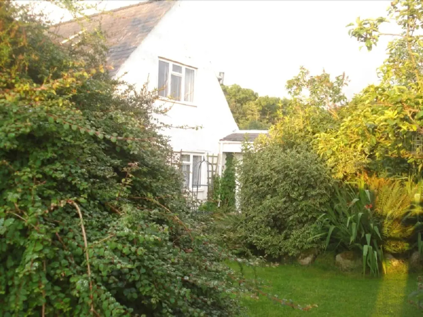 Plas Llangaffo Farmhouse