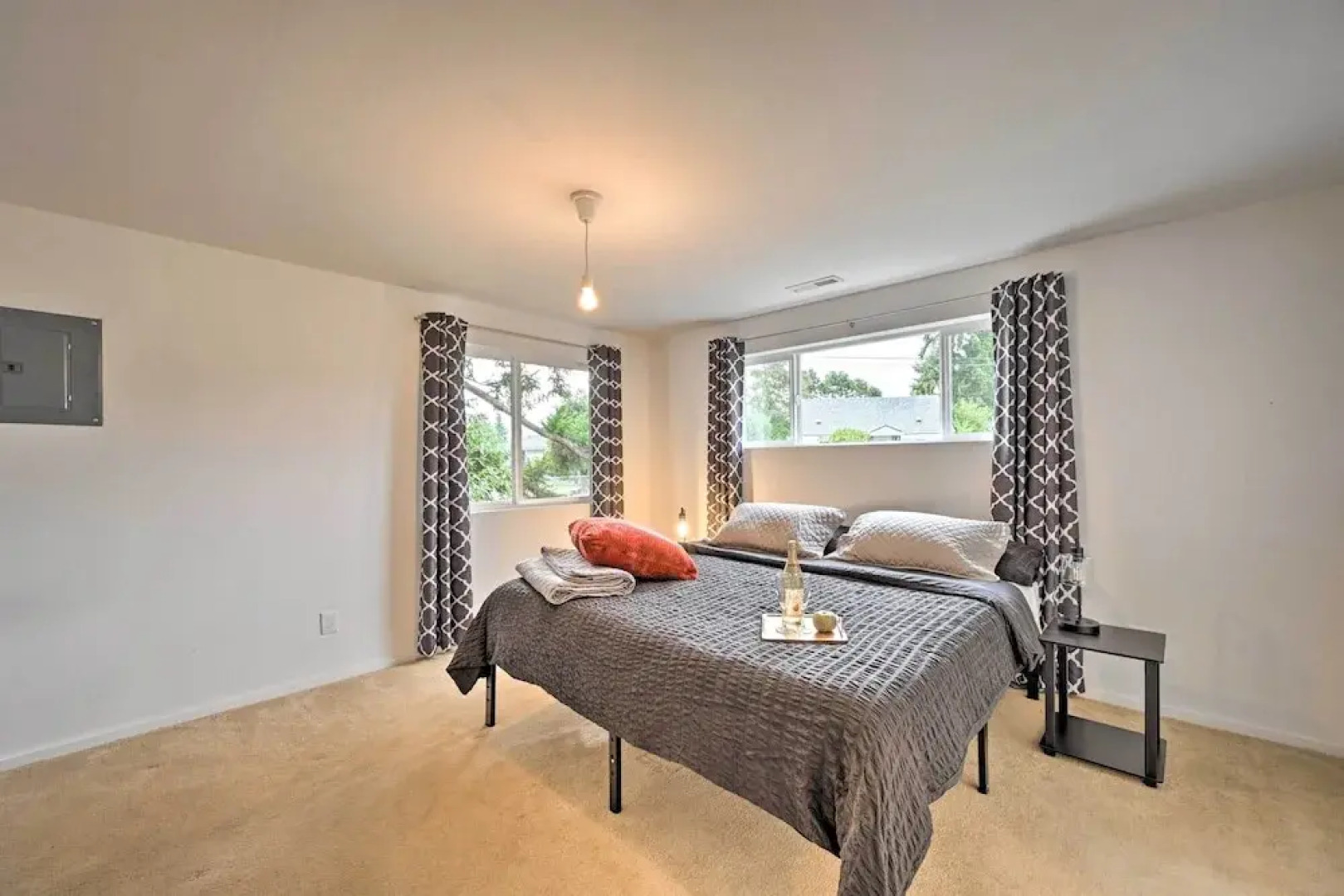 Bright Seattle Cottage w/ Private Backyard Access!