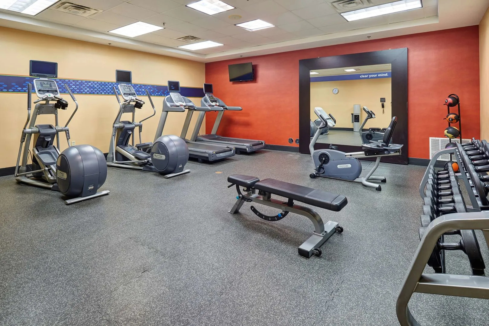 Hampton Inn & Suites Waco-South