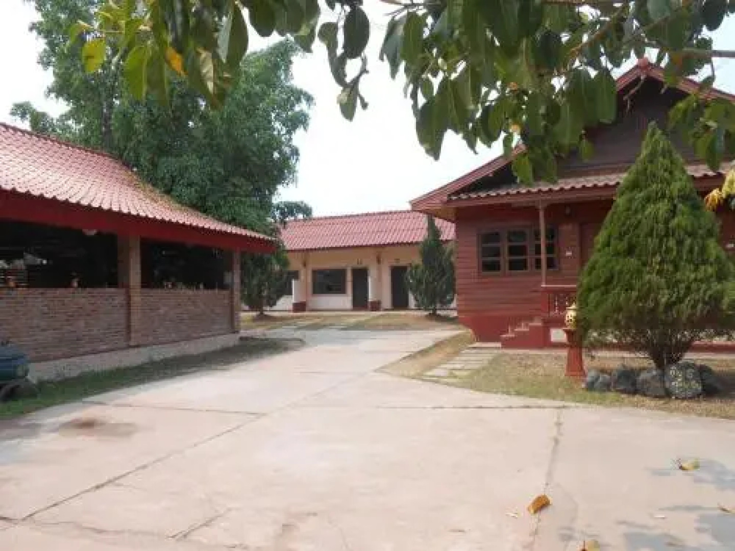 Three Sisters Resort