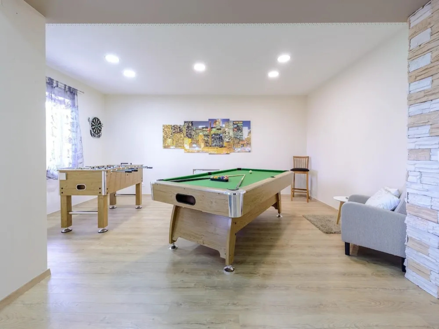 Villa Pave / Six Bedrooms H1