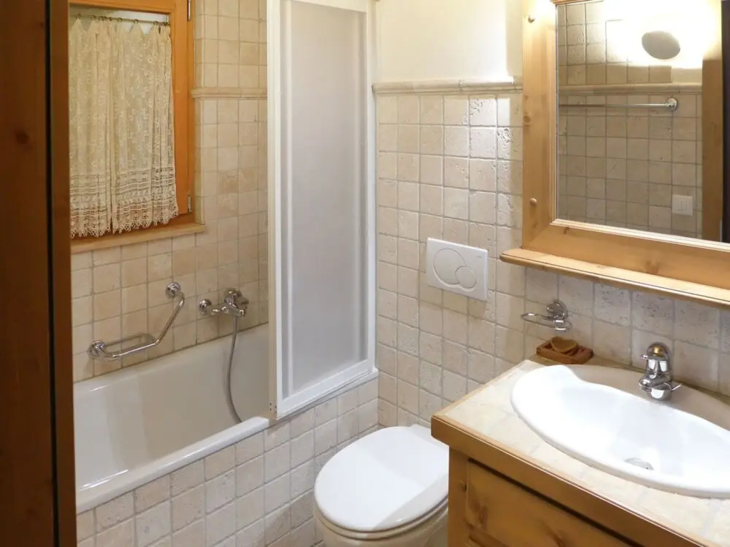 Soldanella Lens in Lens