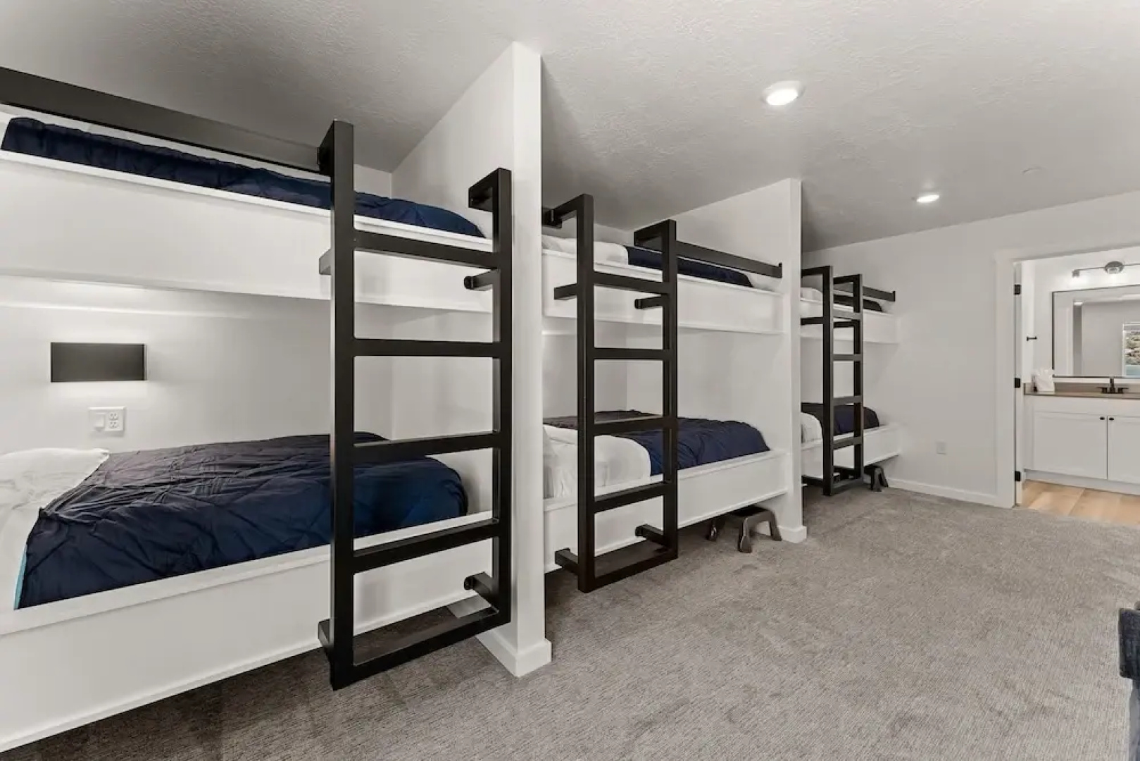 Terra Retreat #9 4 Bedroom Condo