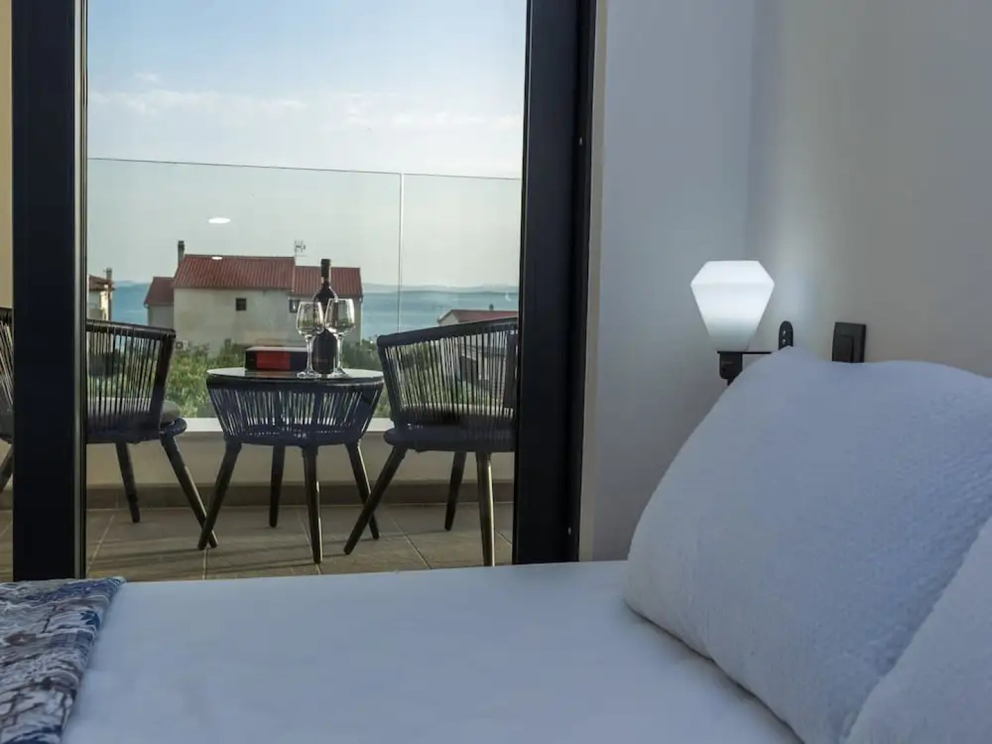 Luxury Villa With Private Pool, Great sea View, Near the Beach