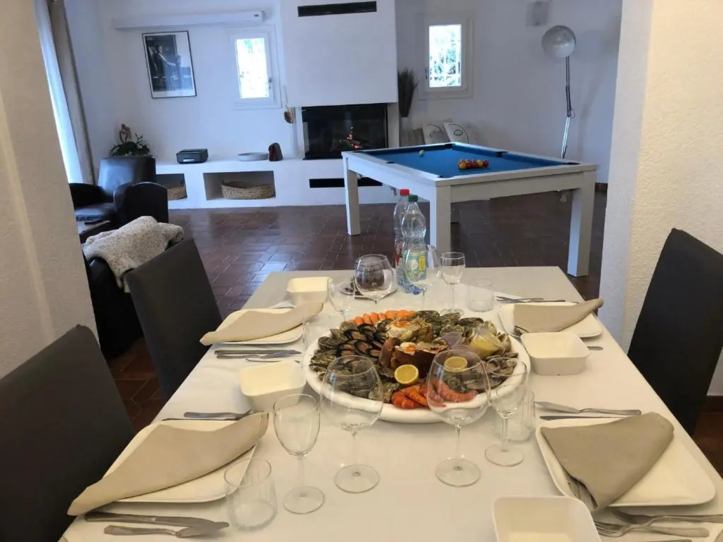 Villa les 3 lumières 8-10 personnes, Clim, piscine à proximité des plages