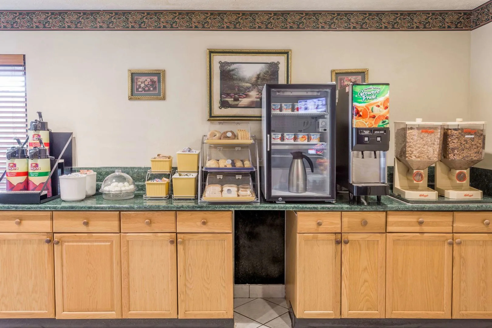 Red Roof Inn Edgewood