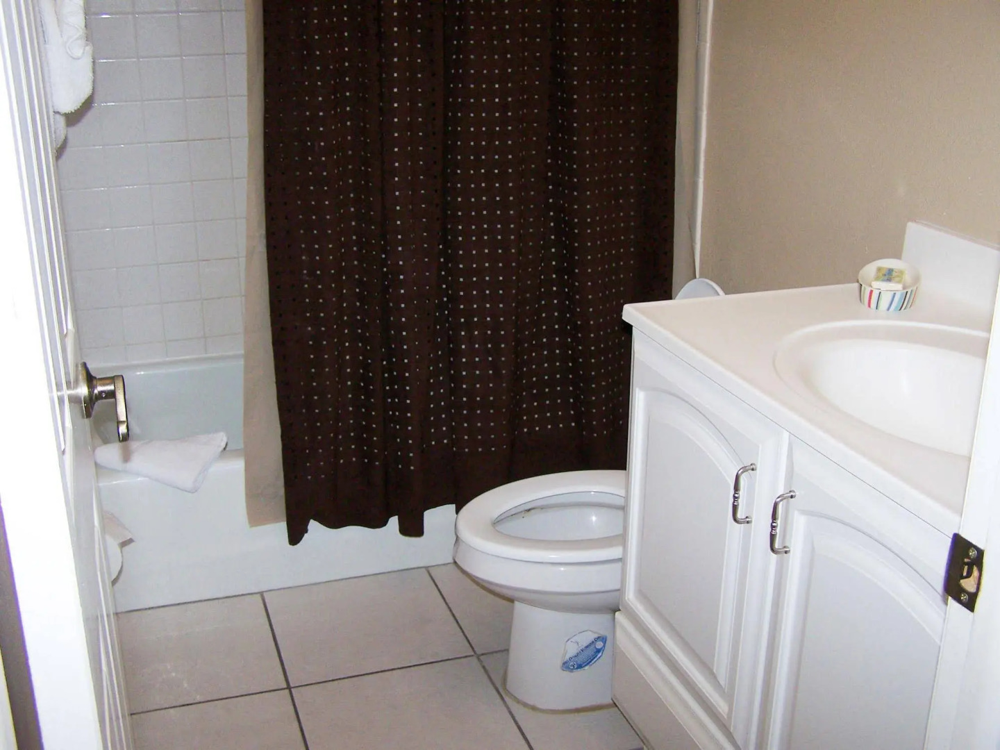 Las Brisas Condominiums