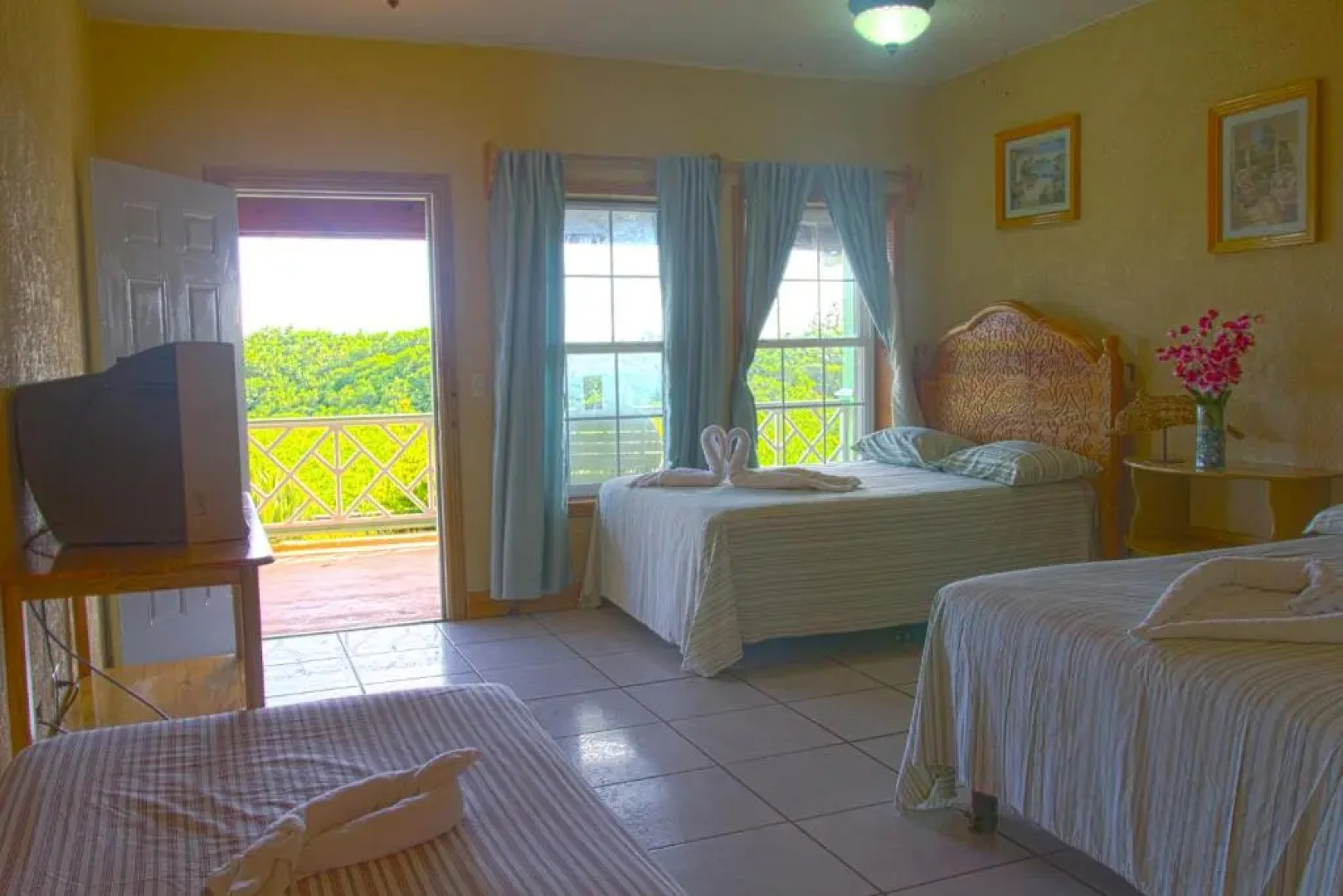 Sea Eye Hotel - Laguna Building