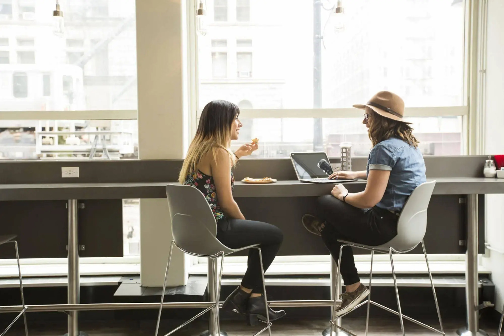 HI Chicago, The J. Ira and Nicki Harris Family Hostel