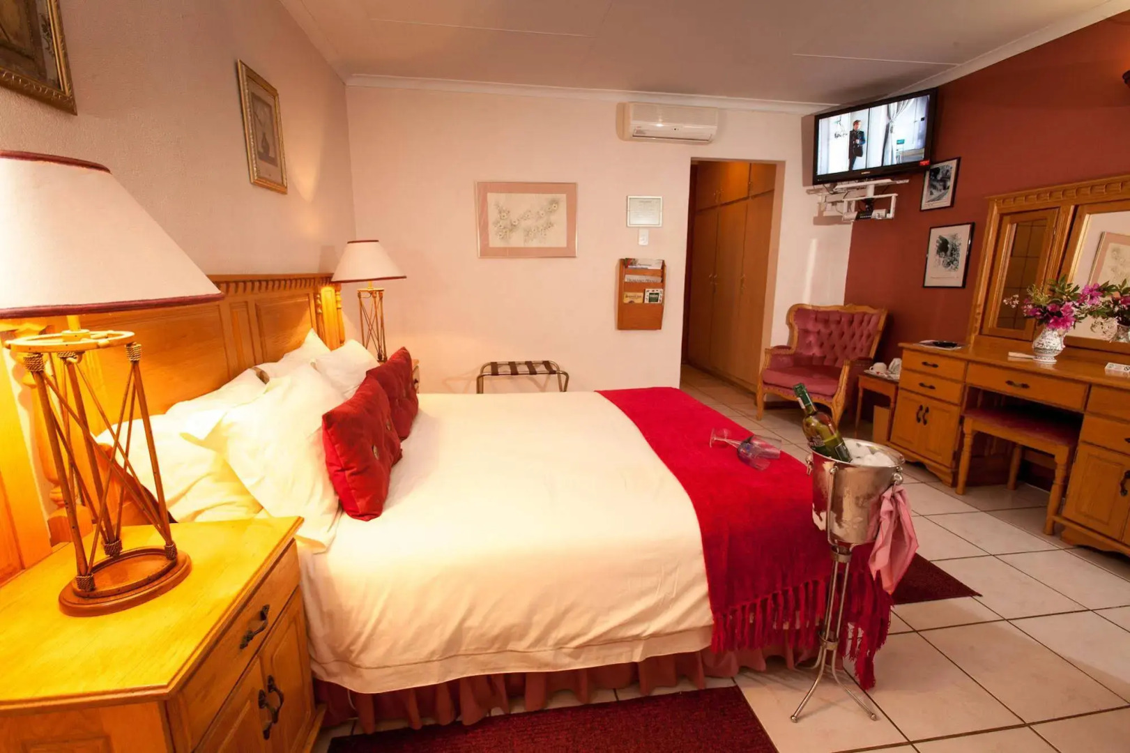 Shamrock Arms Guest Lodge