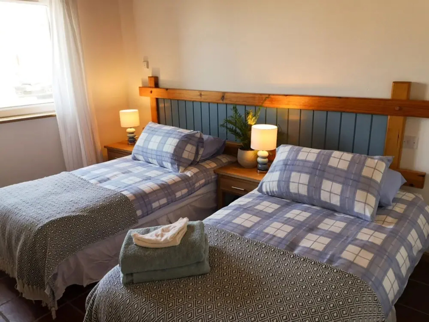 4 Bedroomed Holiday Home Close to the Beach