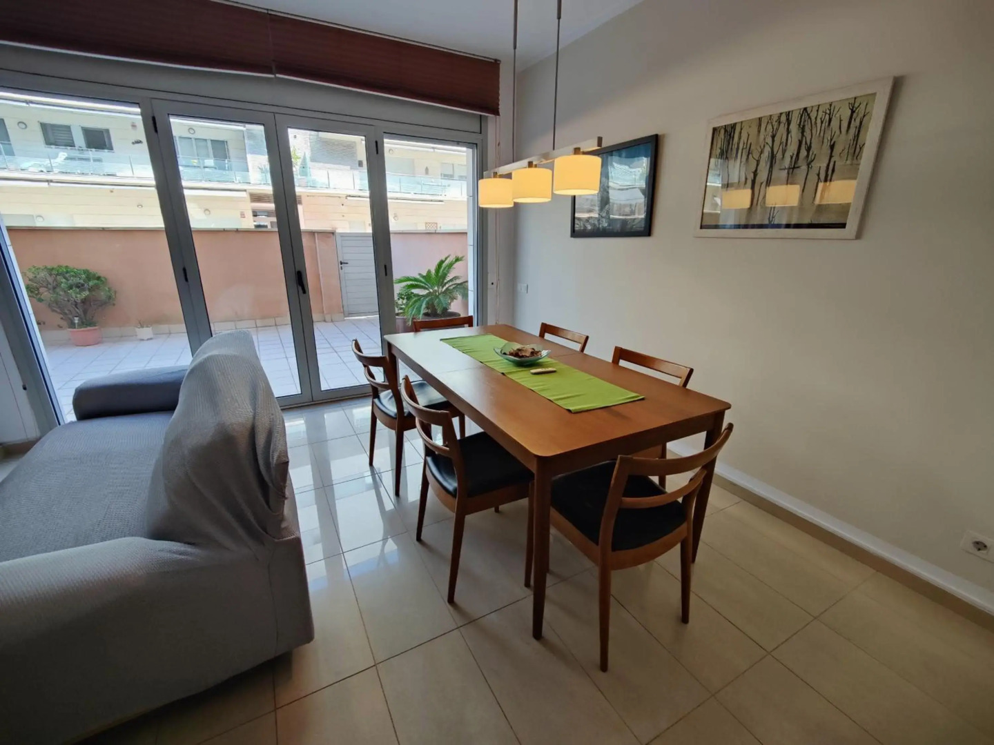 BADALONA BEACH APARTMENt