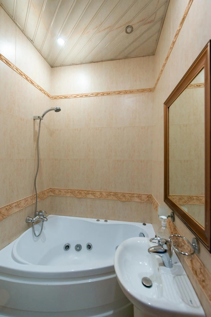 Привал на улице Юсупа Акаева 27Б