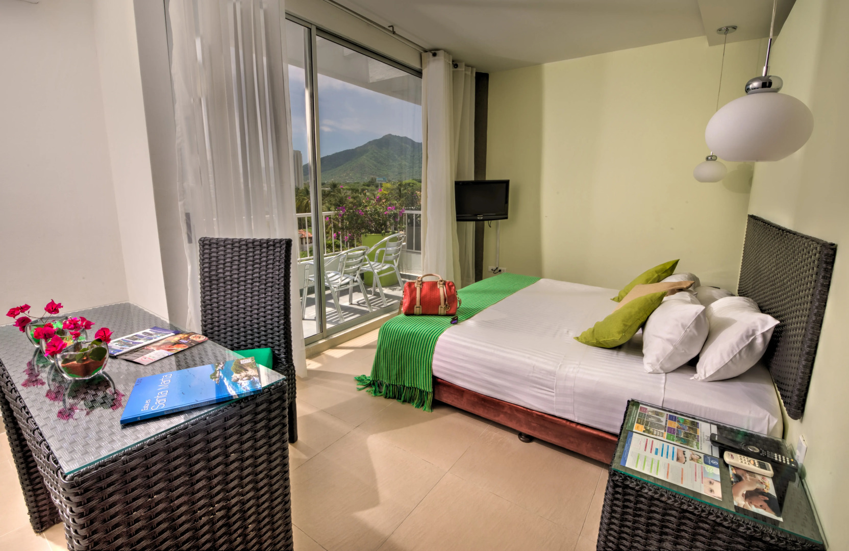 Santorini Hotel & Resort