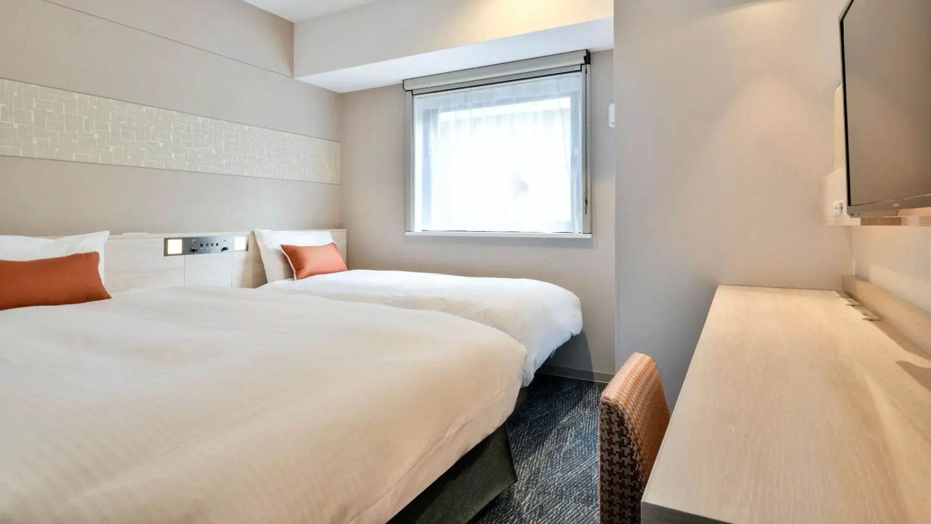 Vessel Inn Chiba Station