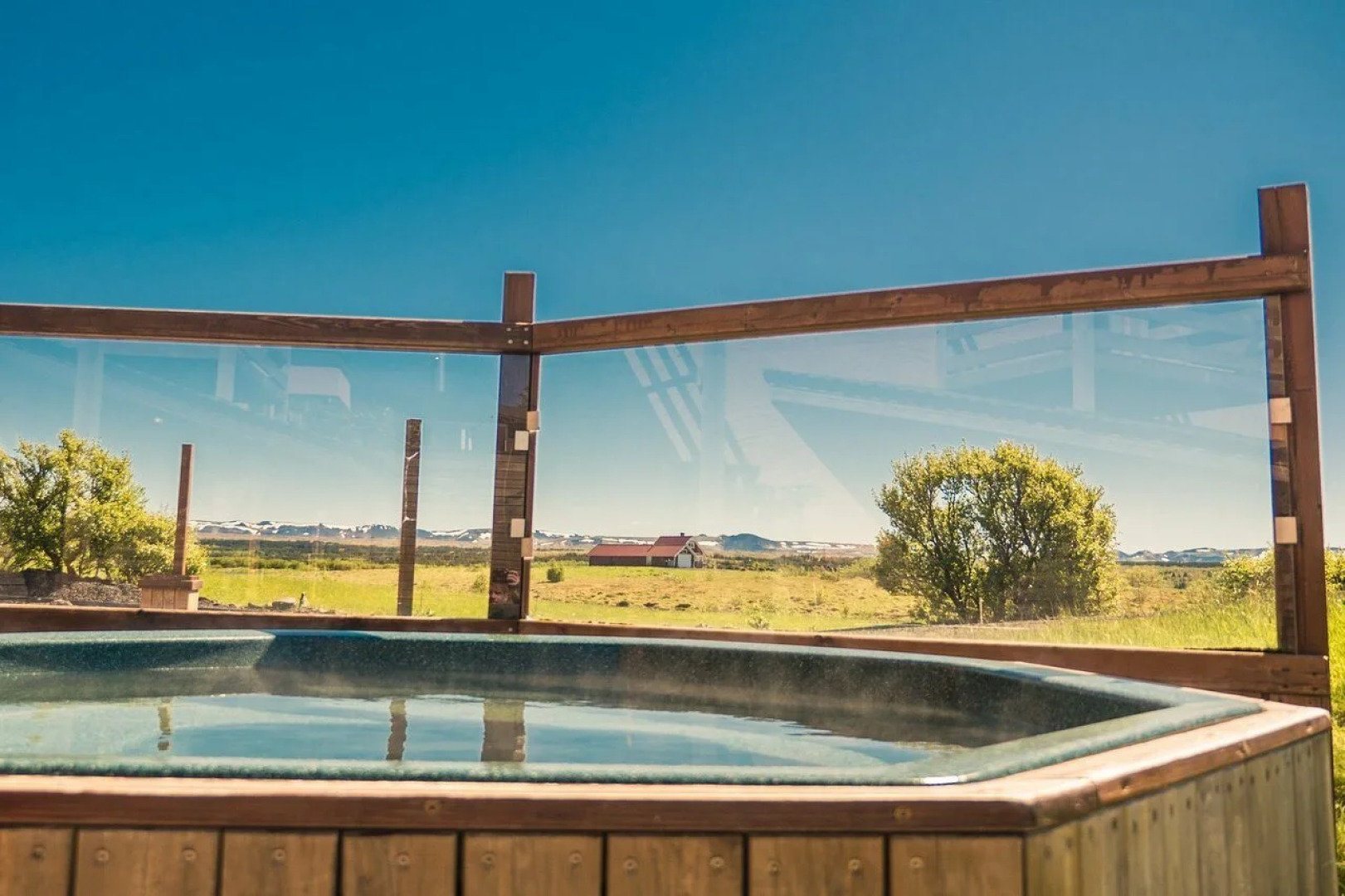 Hotel Kriunes - A city hotel by the lake