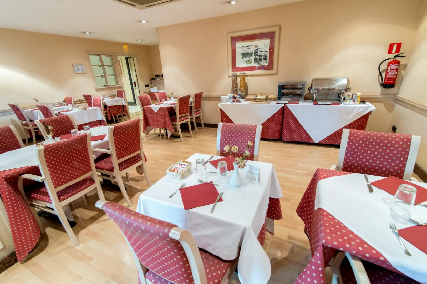 Отель Sunotel Aston