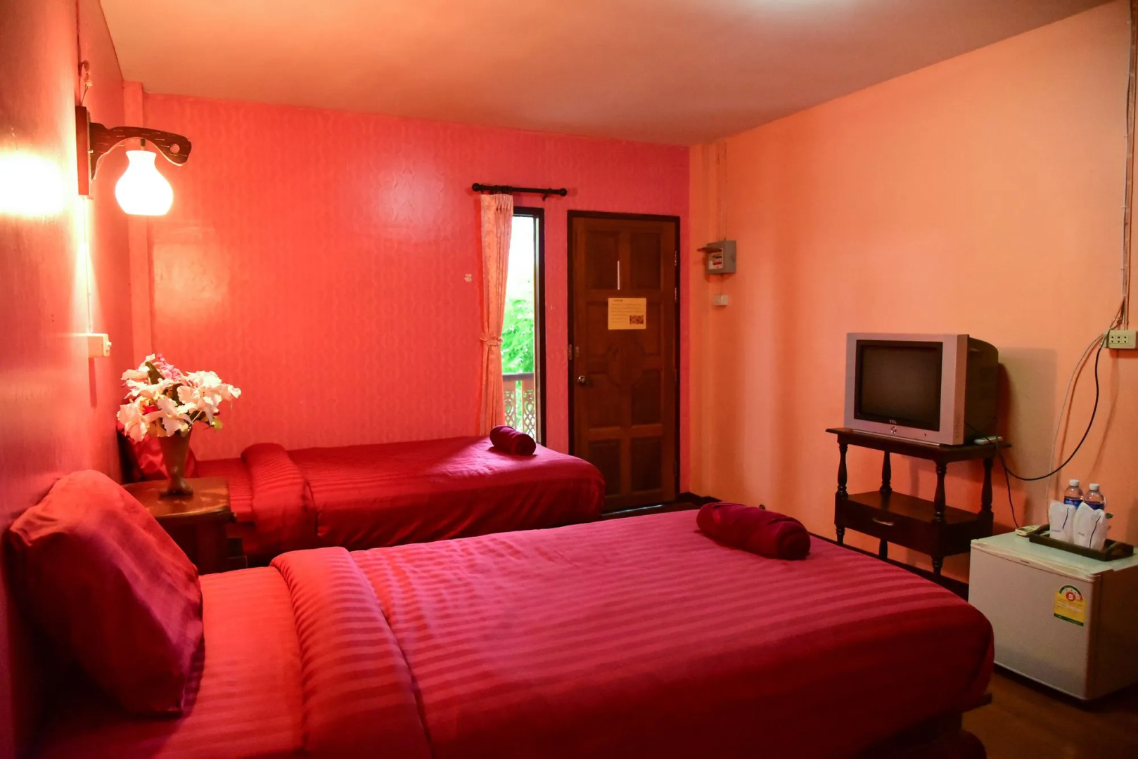 Ban Pak Montri Measot