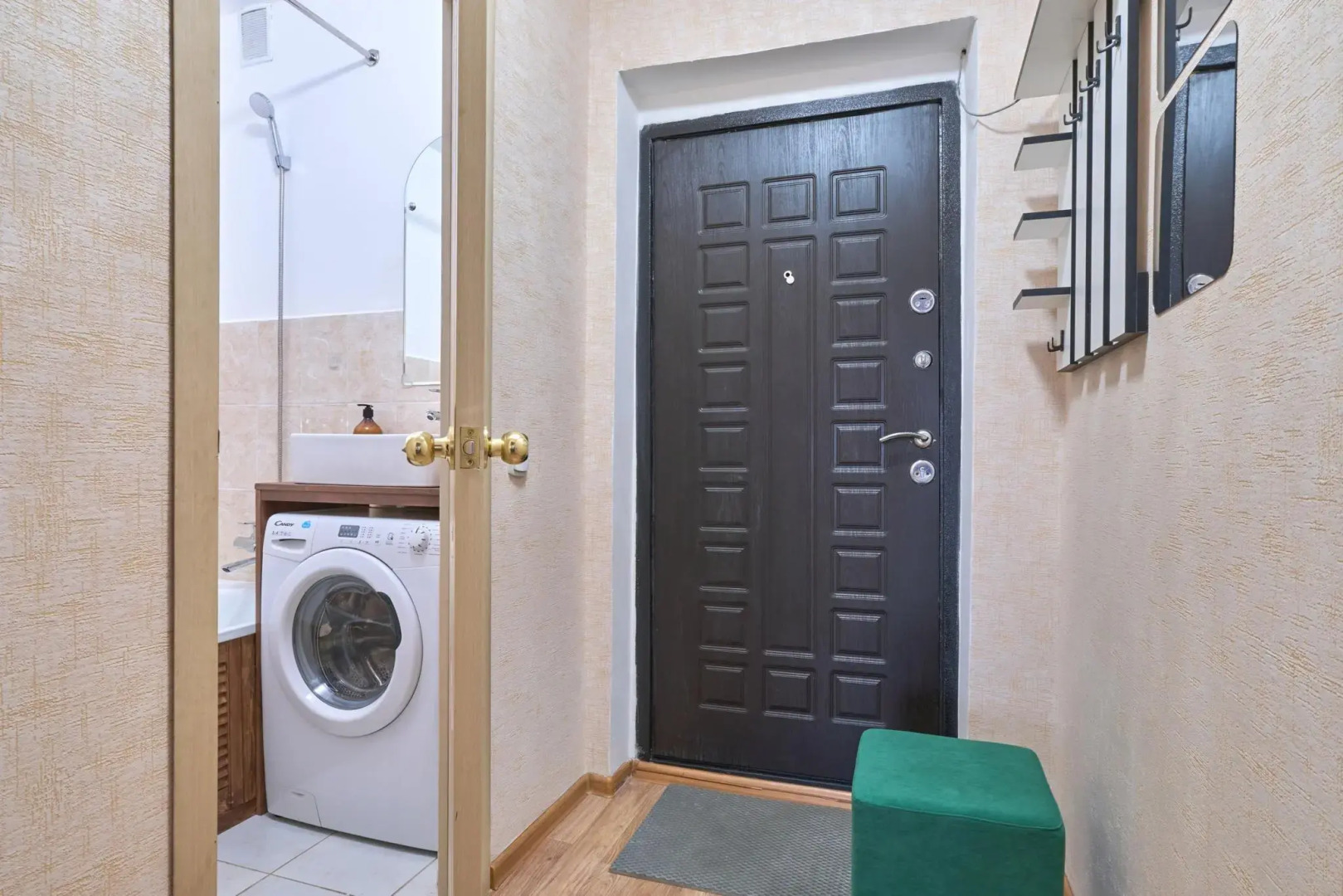 Апартаменты 9 Ночей на улице Большая Подгорная