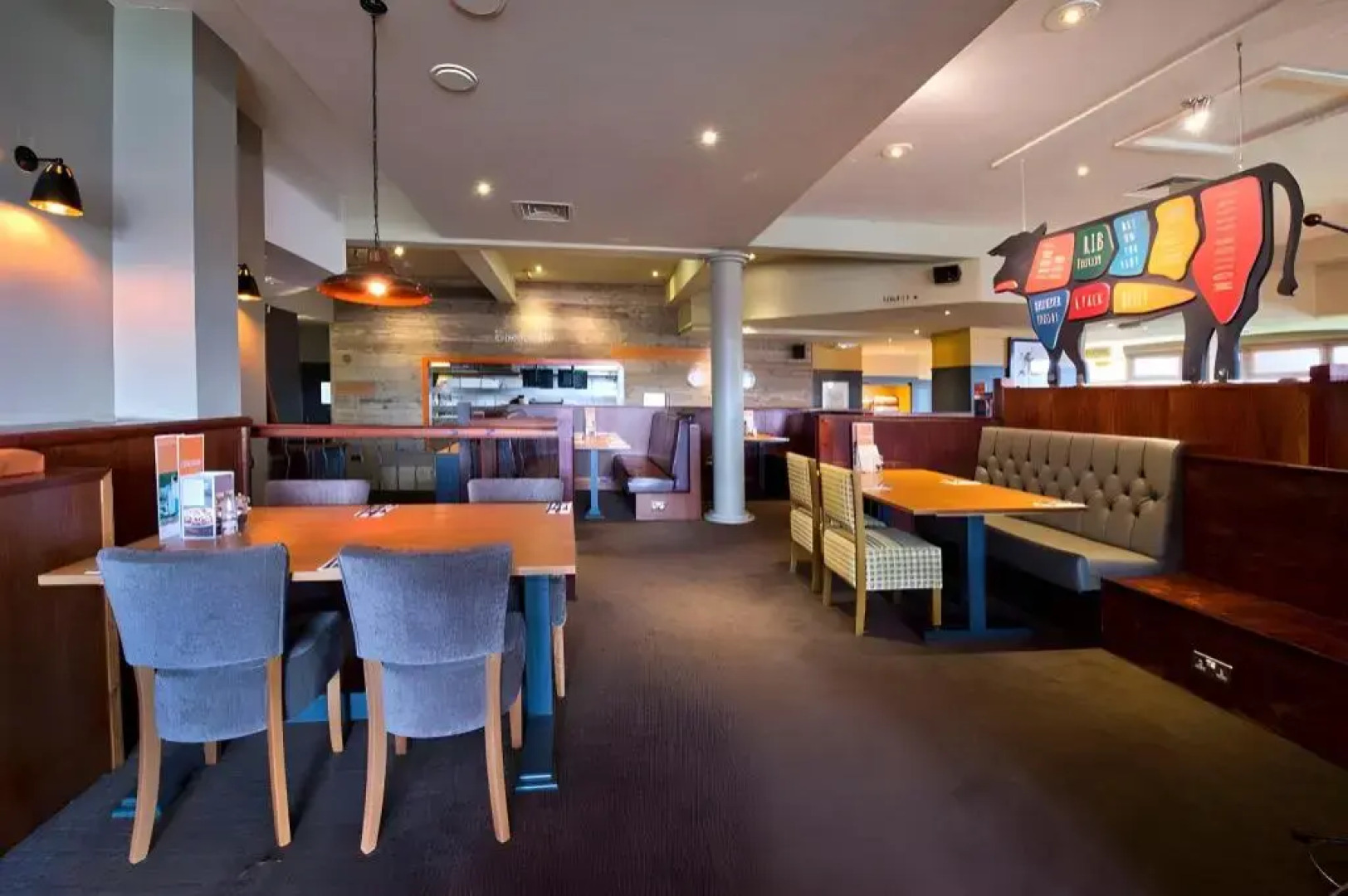 Premier Inn Livingston (M8/J3)