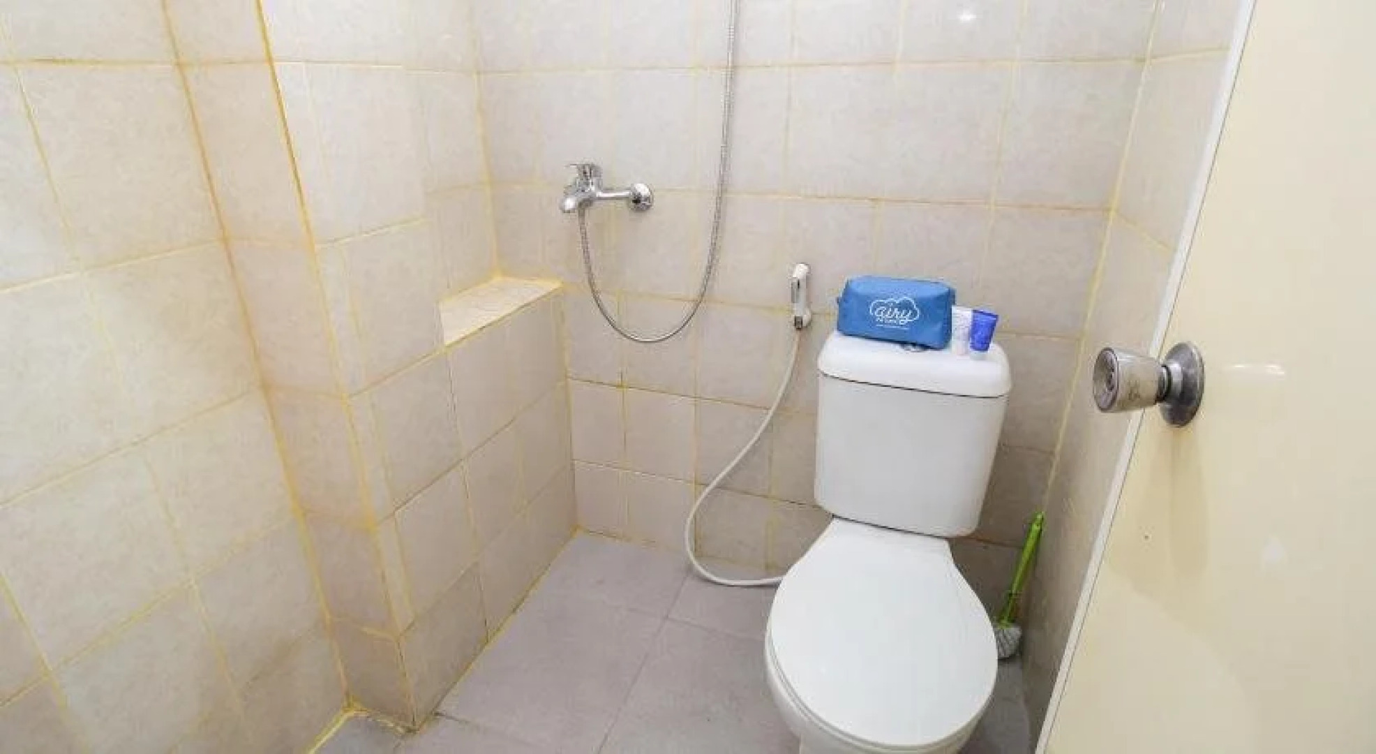 Airy Eco Bintaro BTC Tangerang Selatan