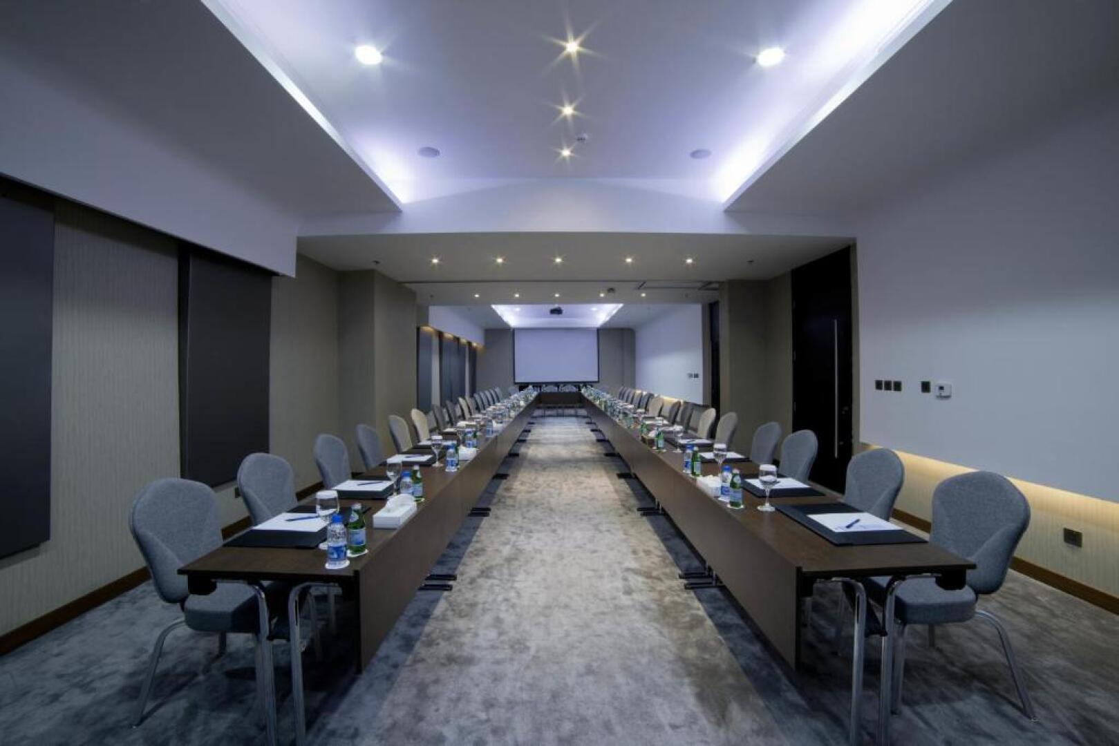 Golden Tulip Dammam Corniche Hotel