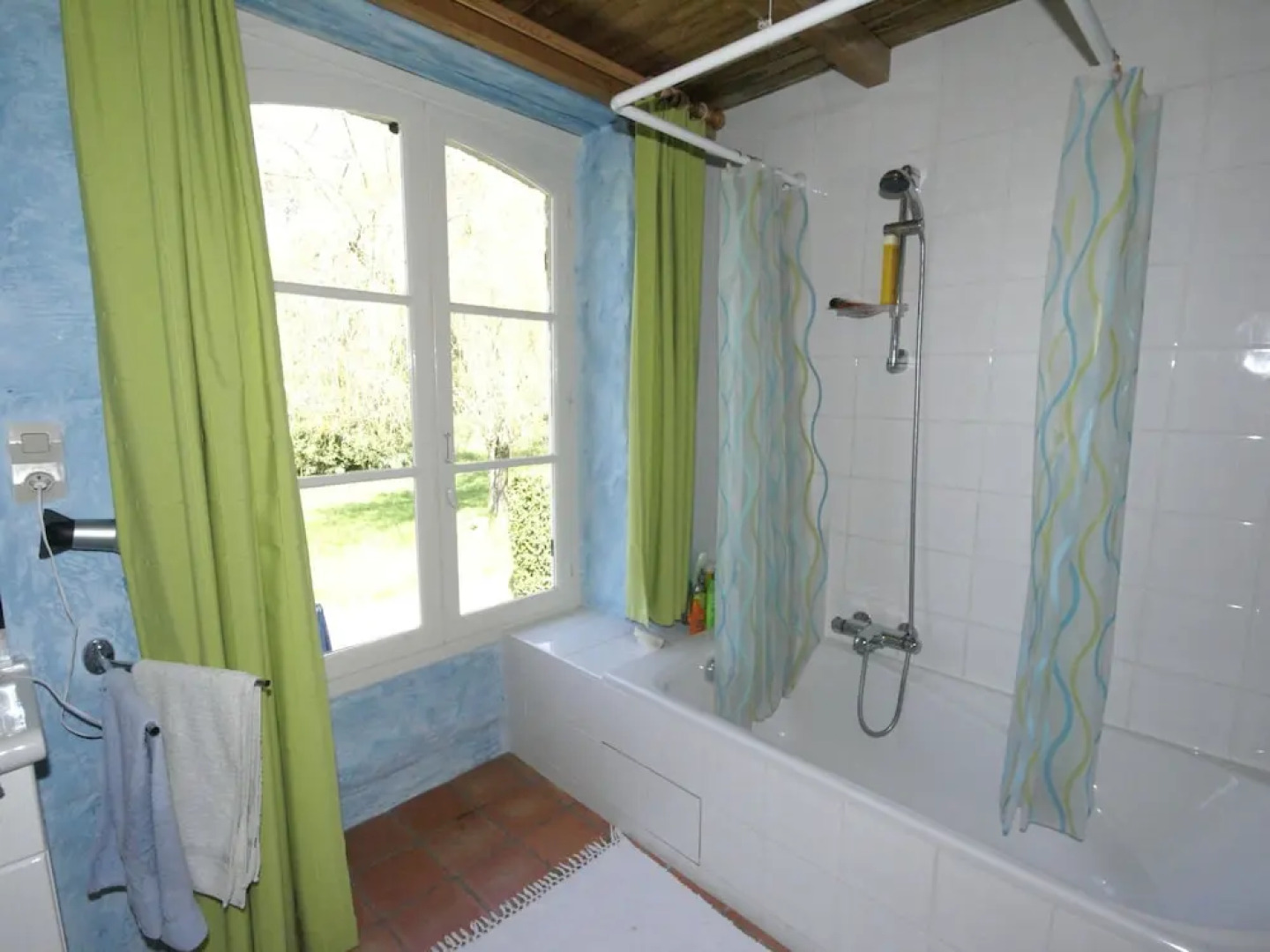 Characteristic House Near Villefranche-du-périgord With Round Private Swimming Pool