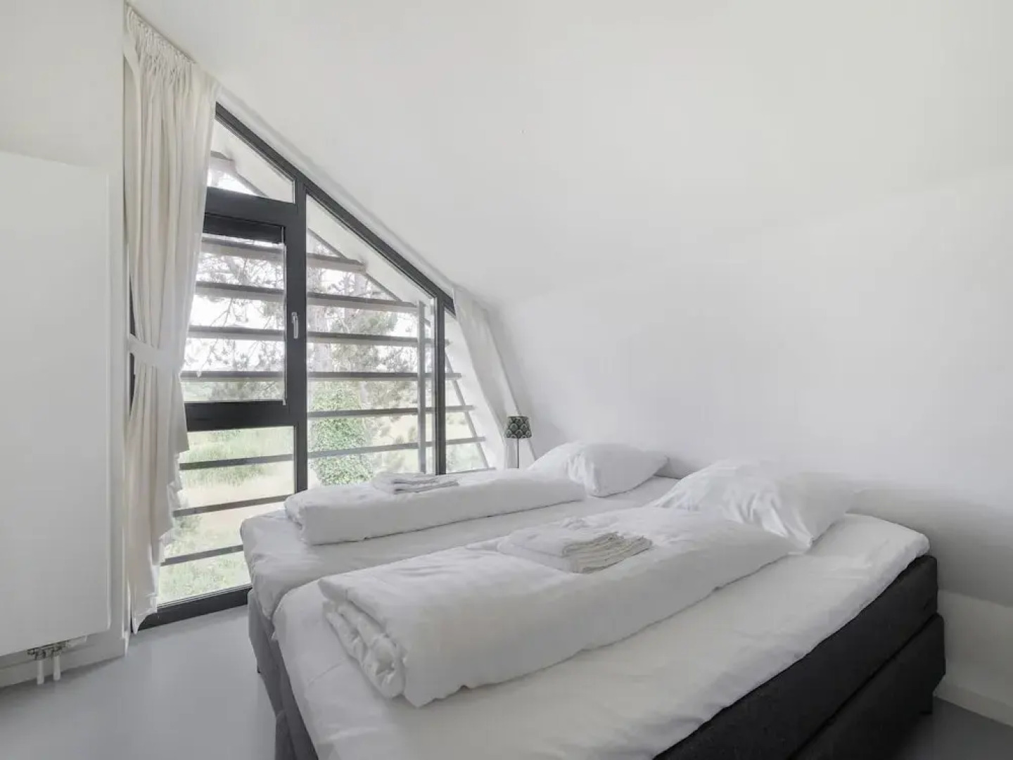 Beautiful Holiday Home Near the sea