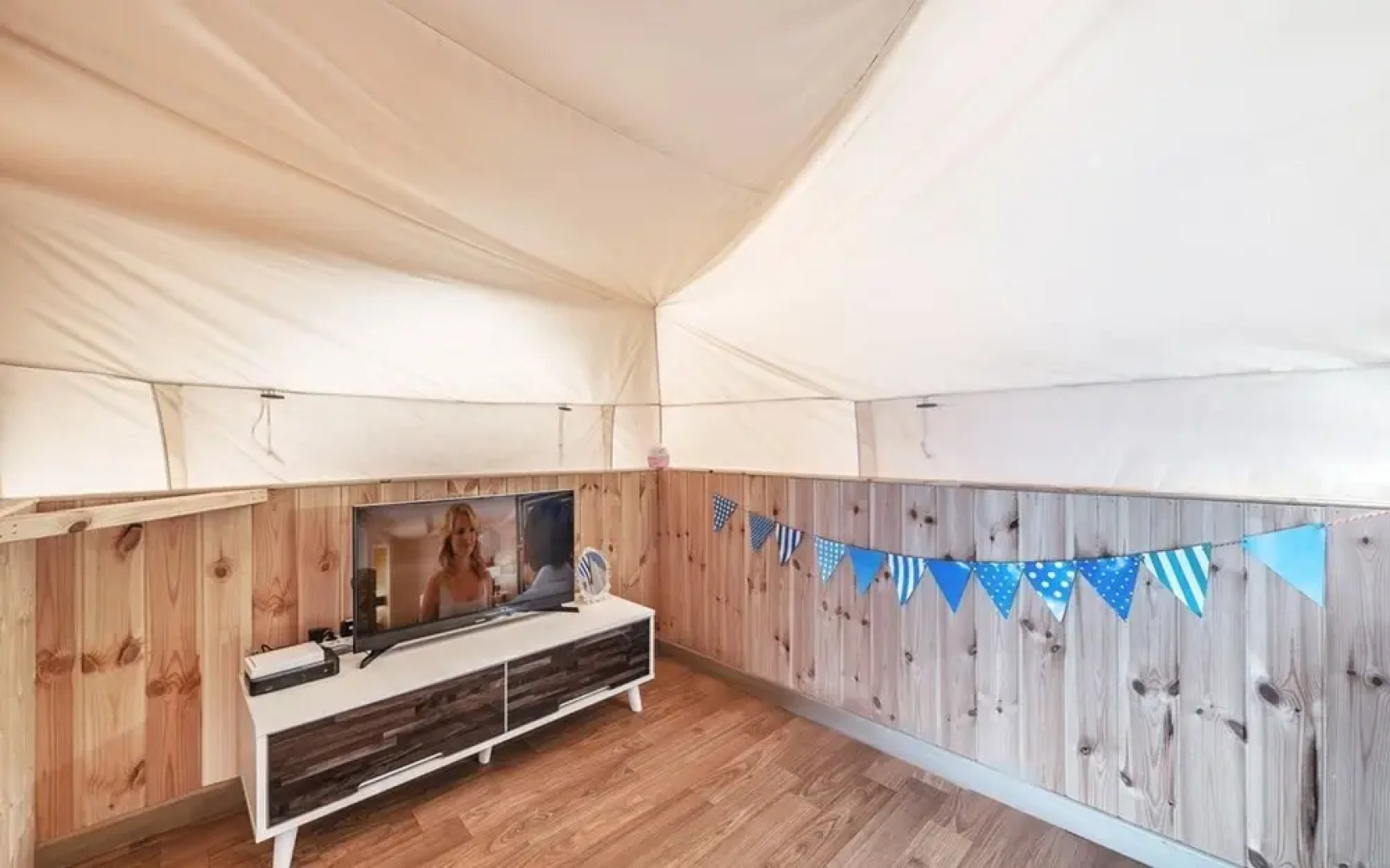 Saeyeon Glamping & Caravan Pocheon