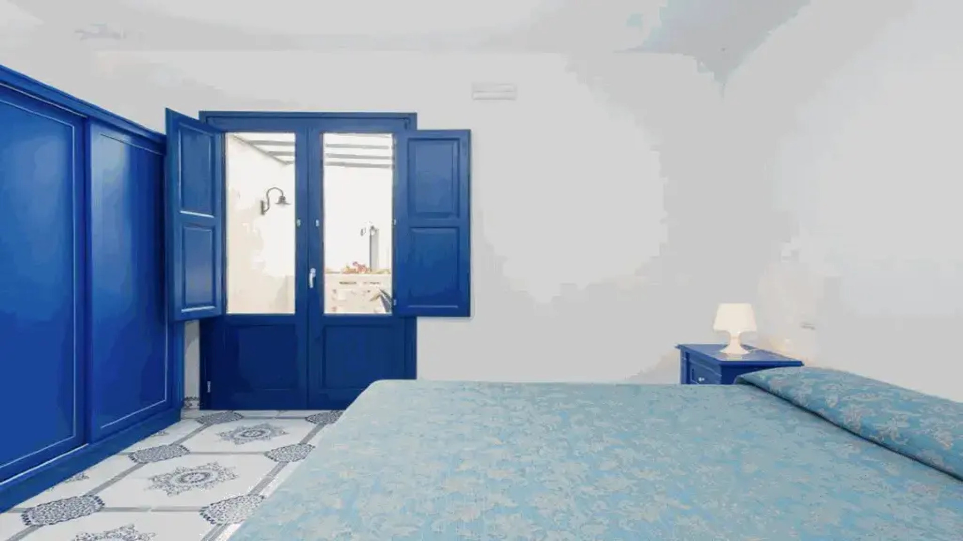 Araba Fenice Village